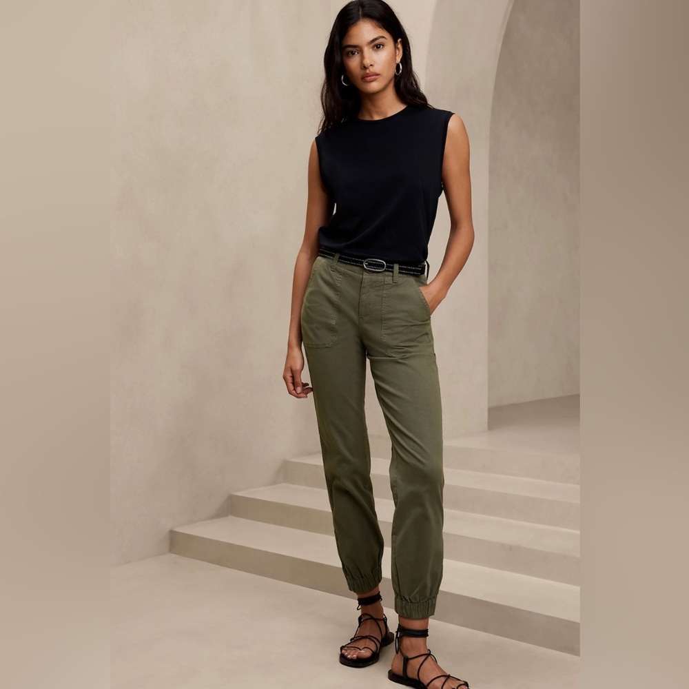 Banana Republic Slim Cargo Pants